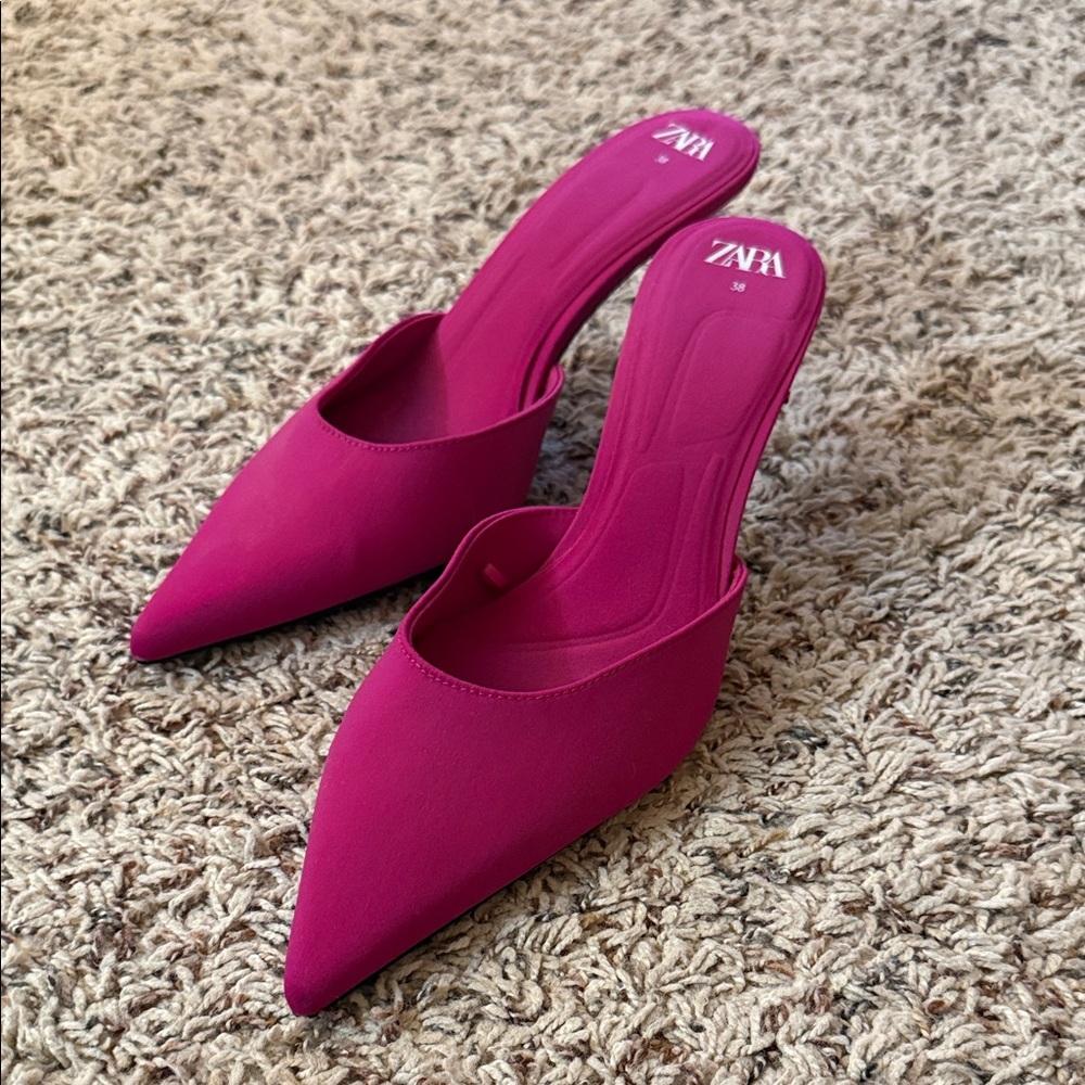 Zara Women's Fuchsia Mules